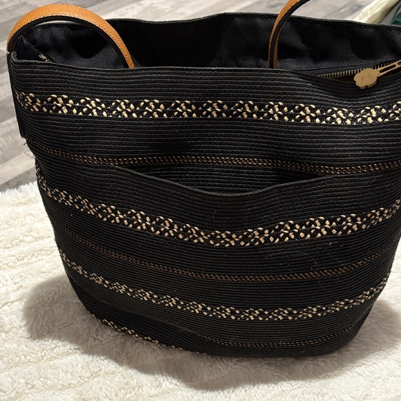 Eric Javits Black and Tan Woven Shoulder Bag - Picture 5 of 7